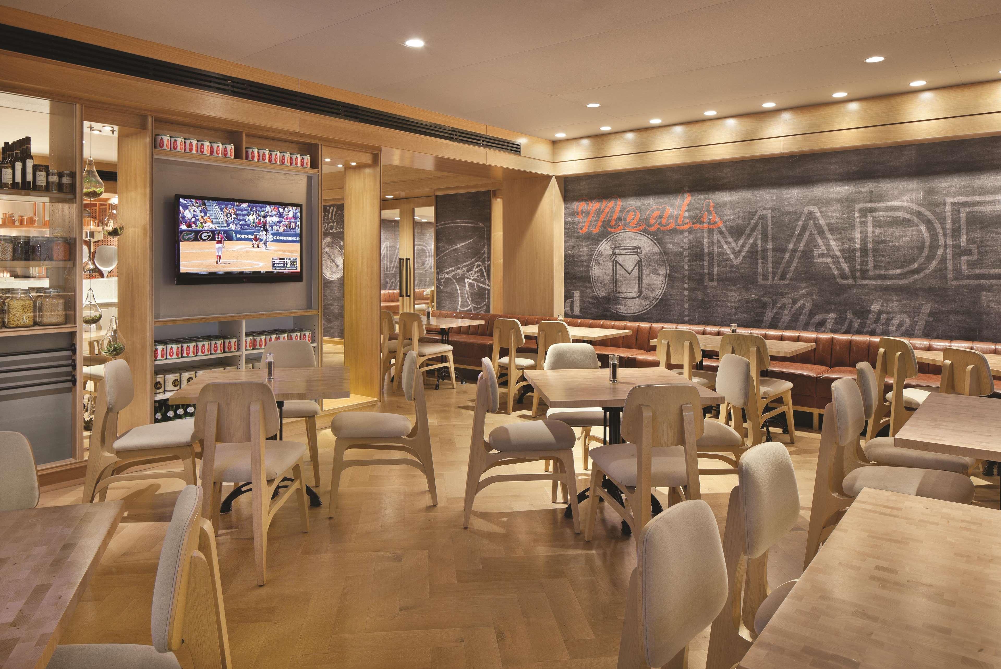 Doubletree By Hilton North Charleston - Convention Center Hotell Exteriör bild
