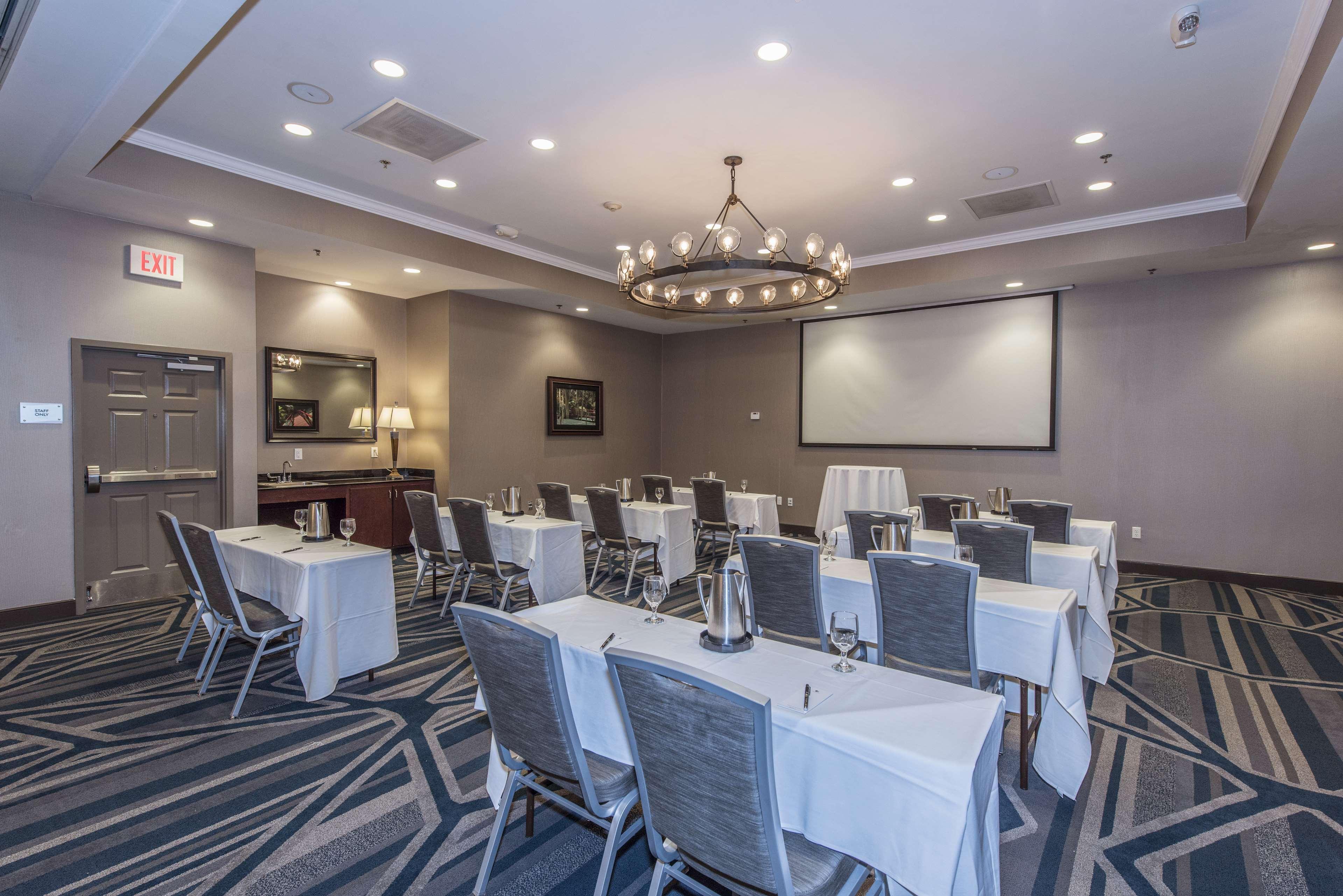 Doubletree By Hilton North Charleston - Convention Center Hotell Exteriör bild