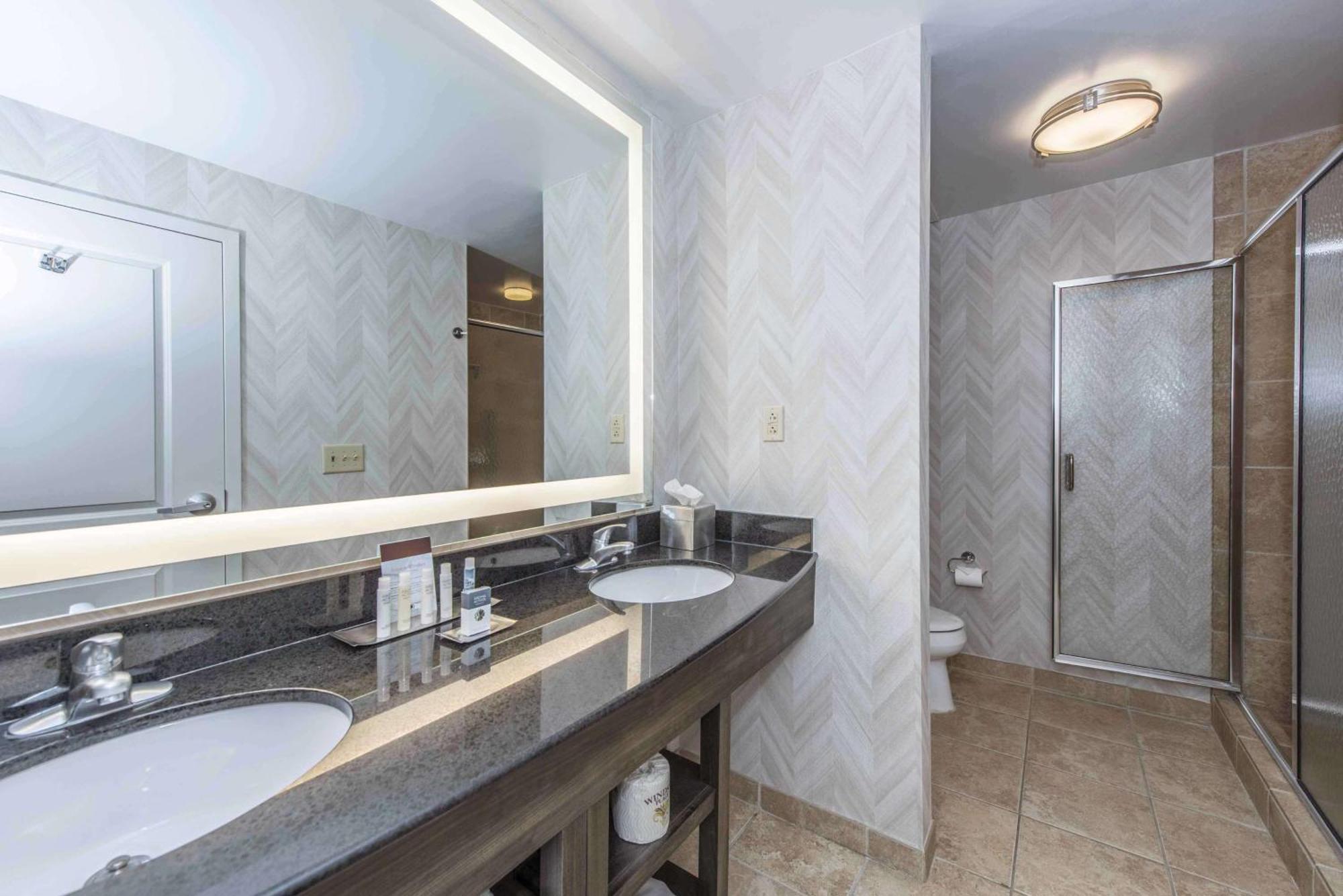 Doubletree By Hilton North Charleston - Convention Center Hotell Exteriör bild