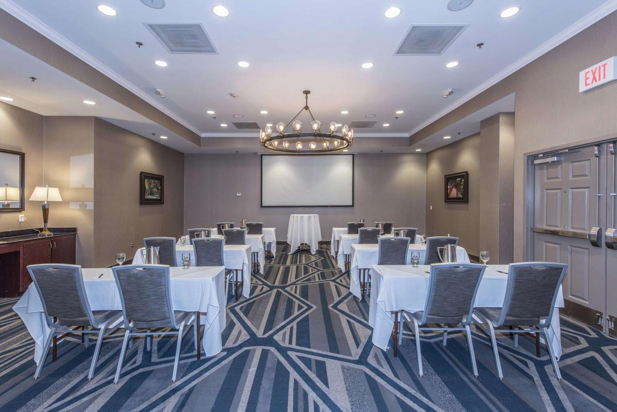 Doubletree By Hilton North Charleston - Convention Center Hotell Exteriör bild