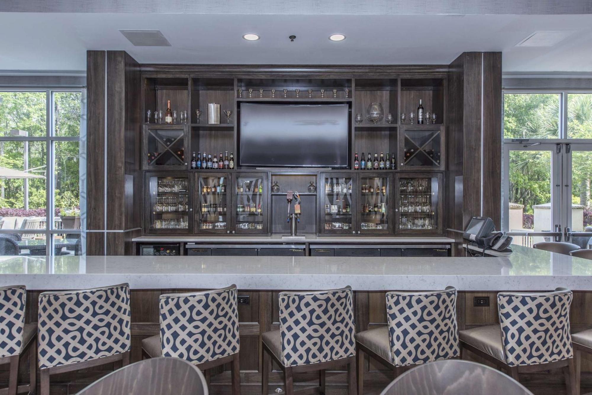 Doubletree By Hilton North Charleston - Convention Center Hotell Exteriör bild