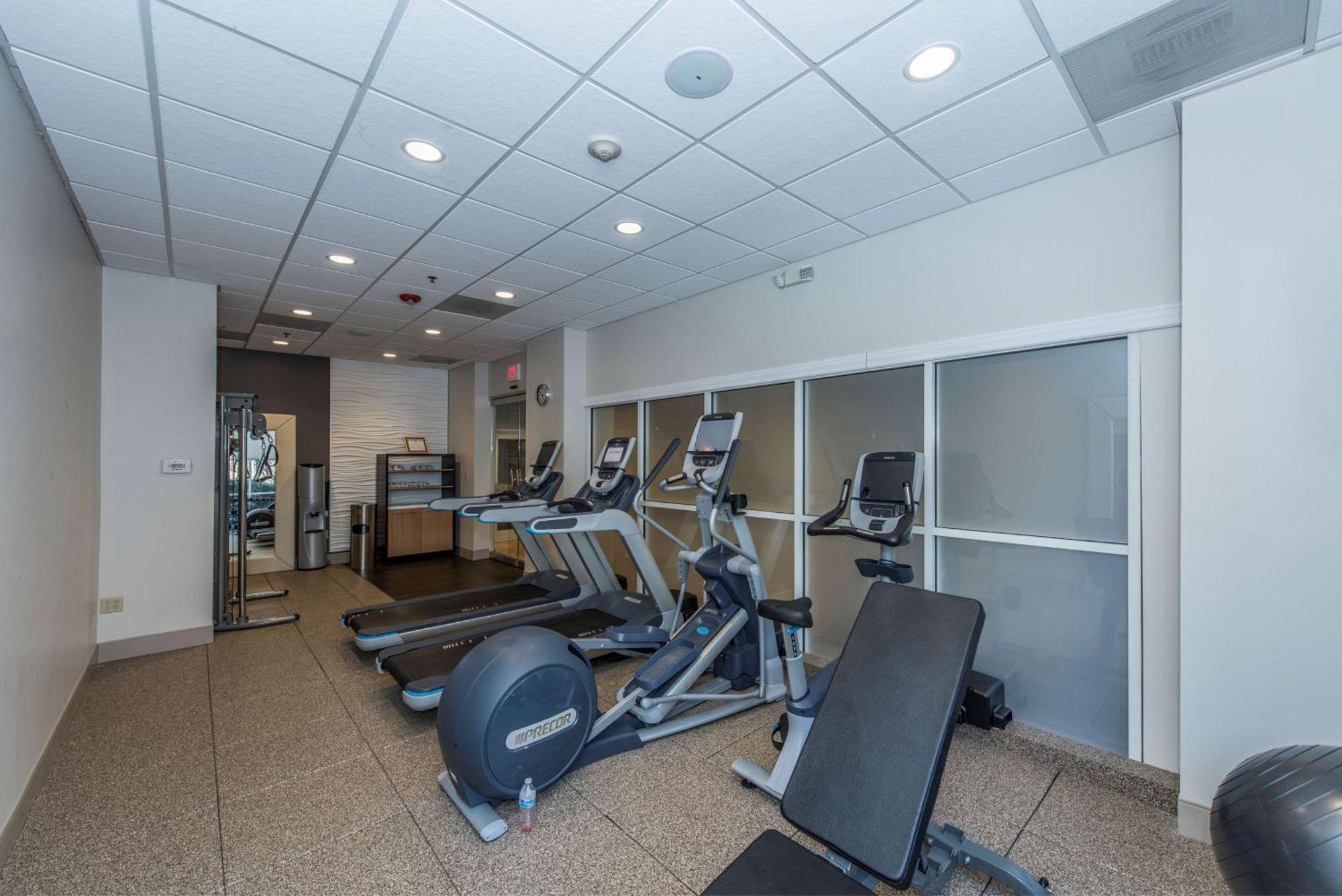 Doubletree By Hilton North Charleston - Convention Center Hotell Exteriör bild
