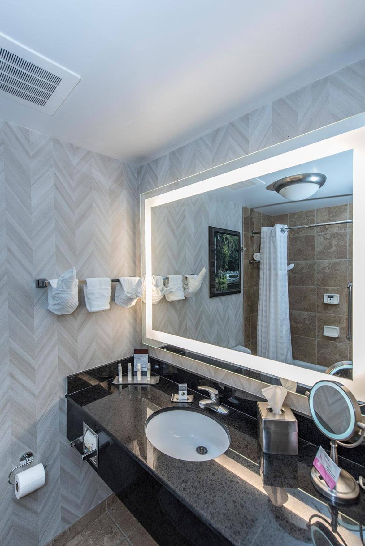 Doubletree By Hilton North Charleston - Convention Center Hotell Exteriör bild